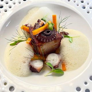 Villa's Wine & Dine - 6