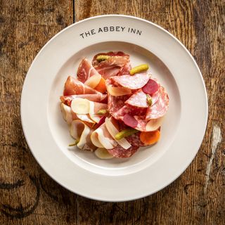 The Abbey Inn - 10