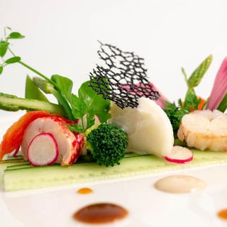 L'Écusson - 2