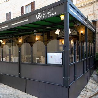 Signore te ne ringrazi - 1