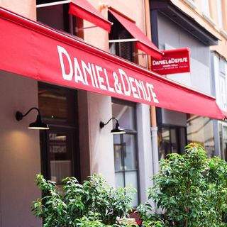 Daniel et Denise Croix-Rousse - Lyon - 3