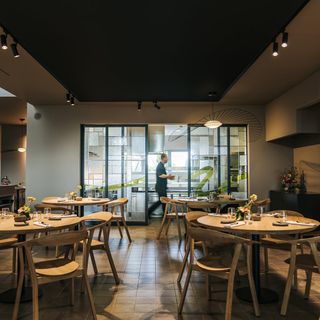 Bonnetti’s - 5