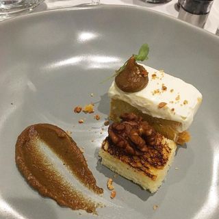 Stones Restaurant - 1