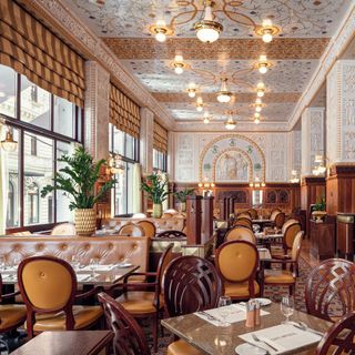 Café Imperial - 11