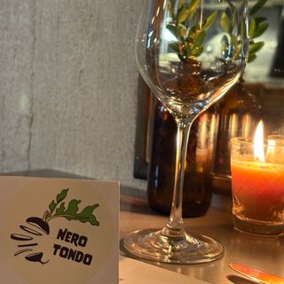 Nero Tondo - Vancouver - 3