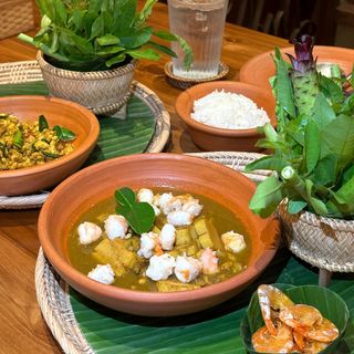 Prik-Yuak (Phya Thai) - 2