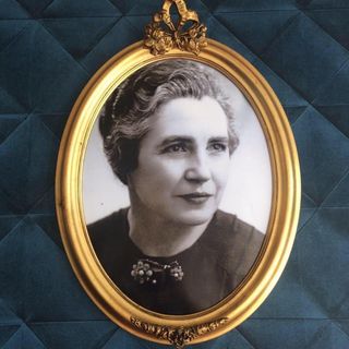 Léonie - 1