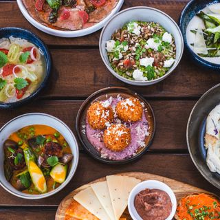 Mercado Tapas Bistro - 5