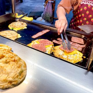Hsiung Chi Scallion Pancake - 1
