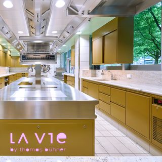 LA VIE by thomas bühner - 8