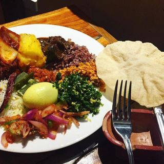 Lakruwana - 4