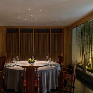Suyab Courtyard・Pickmoon Gourmet - 1