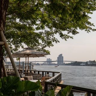 Phra Nakhon - 1