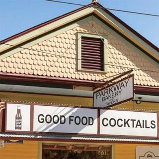 Parkway Bakery & Tavern - 2