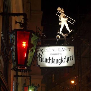 Zum weissen Rauchfangkehrer - 1