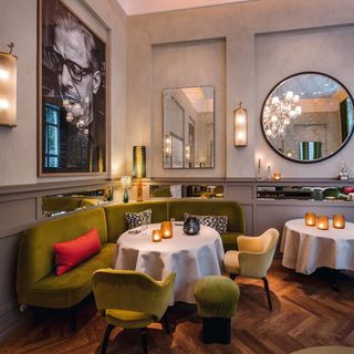 LOUIS restaurant - 0