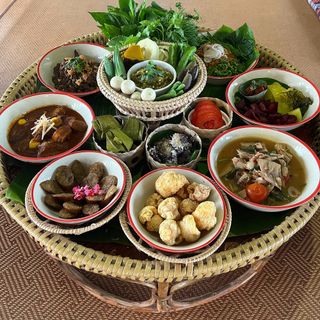 Krua Lawng Khao - 4
