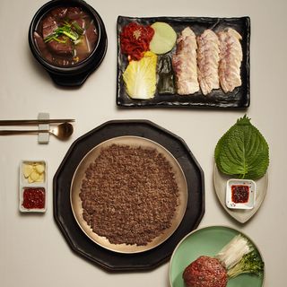 Yukjeon Hoekwan - 0