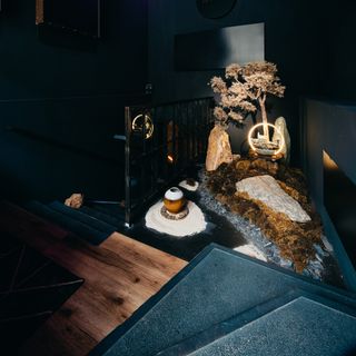 LEVITATE - 7