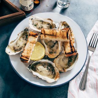 Leon's Oyster Shop - 3