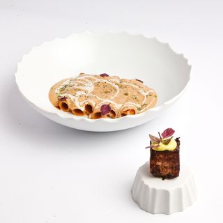 Peculiare Restaurant - 5