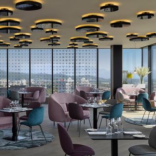 B-Restaurant - 1