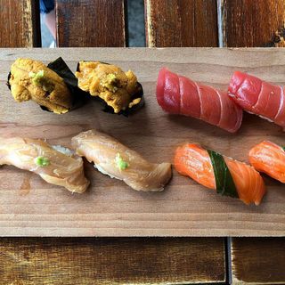 Saru Sushi Bar - 1