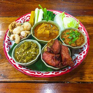 Huen Muan Jai - 1