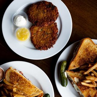 Feldman's Deli - 21