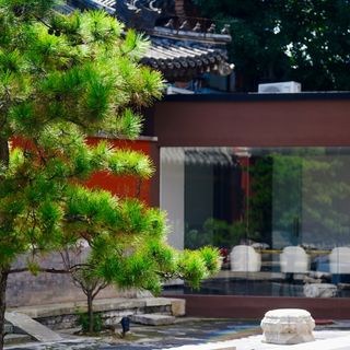 Trb Hutong - 1