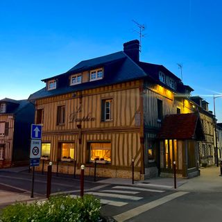 Le Dauphin - 4