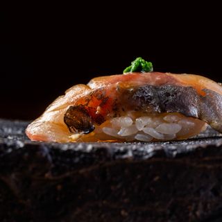 Sushi Sakuta - 16