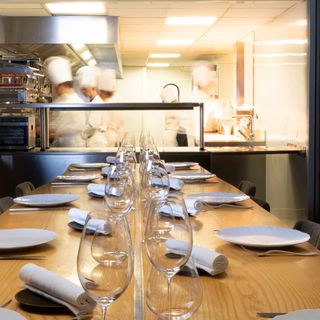 La Table d'Hôtes - Le Quatrième Mur - 2