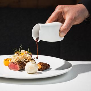 HERMANNS KITCHEN - 5