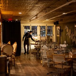Chez Rioux & Pettigrew - 1