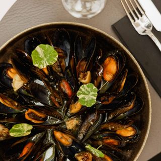 Zinfandel Food & Wine bistro - 0