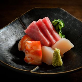 Q Sushi - 0