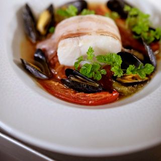 M Restaurant - 7