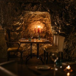 Grotto Tavern - 2