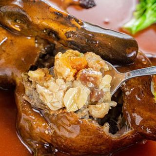 Wing Lee Restaurant (Yuexiu) - 1
