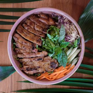 Bonjour Vietnam Bistro - 2