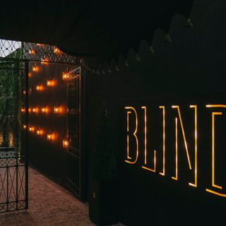 Blind - 3