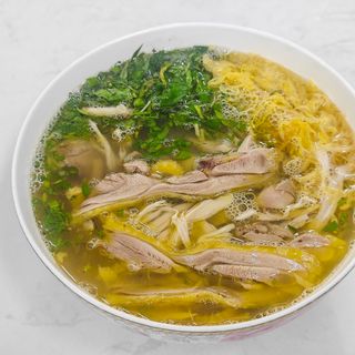 Bánh Cuốn Gia Truyền Thanh Vân (Hang Ga Street) - 1