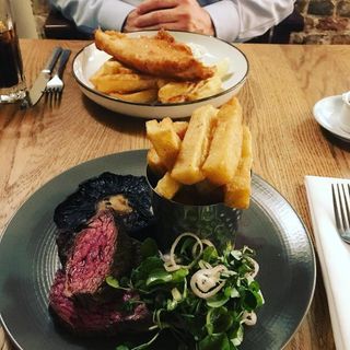 The Hoddington Arms - 16
