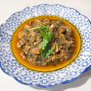 Bai Nian Fen Zheng Niu Rou - 2