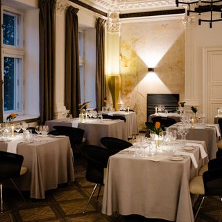 Dworek New Restaurant - 36