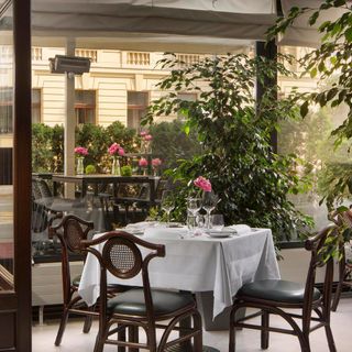 Le Bistro Esplanade - 10