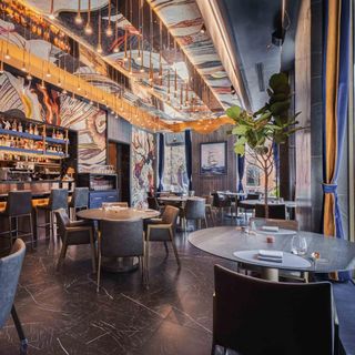 Enigma Yorkville - Toronto - 18