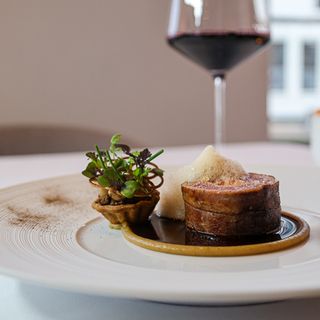 MANO Restaurant - 3