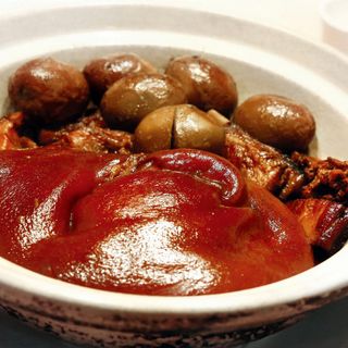 Rong Rong Yuan - 2